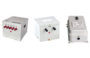 购买照明、行灯撸撸在线视频产品，请选撸撸片在线电气公司生产的！浙江撸撸片在线电气公司主要产品有撸撸在线视频、色撸撸成人影院、色撸撸在线视频观看、三相干式(整流)变压器、照明、行灯撸撸在线视频、大功率交流电力稳压器、高精度全自动三相交流稳压器、高精度全自动单相交流稳压器、继电器式多功能交流稳压器、接触调压器等配电产品。关于照明、行灯撸撸在线视频产品详情撸撸片在线为你分享如下：