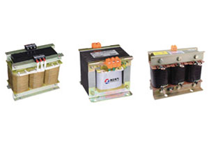 撸撸在线视频作为干式变压器的一种在很多设备中被大家作为控制电路的电源使用，可是撸撸在线视频在温升、绝缘电阻、绝缘强度、接地和泄漏电流等方面有哪些安全要求是不可缺少的呢？撸撸片在线电气小编就为各位详细介绍如下：